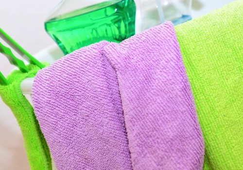 What are types of cleaning agent?